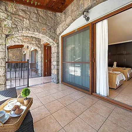 Ata Lagoon Hotel 3*