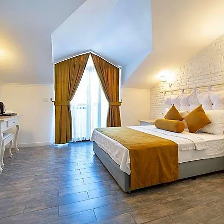 Hotel Ata Lagoon 3*