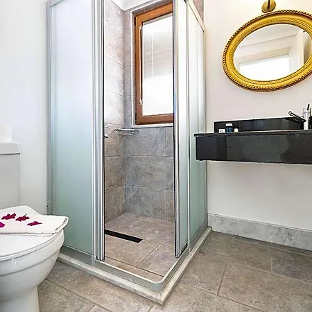 Ata Lagoon Otel 3*